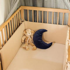 Protector de cuna liso beige en algodón de muselina orgánico