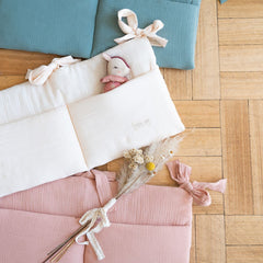 Organizador de cuna muselina rosa palo algodón orgánico