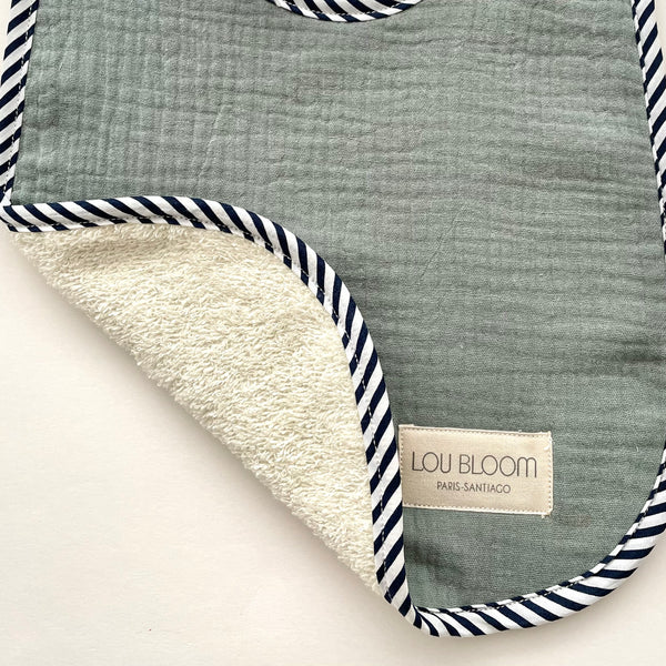 Bavoir vert eucalyptus en mousseline de coton bio