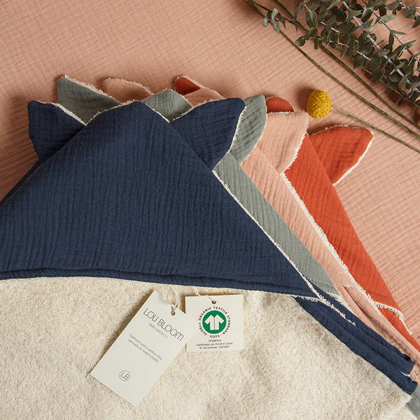 Serviette bébé en mousseline terracotta en coton bio 500gsm